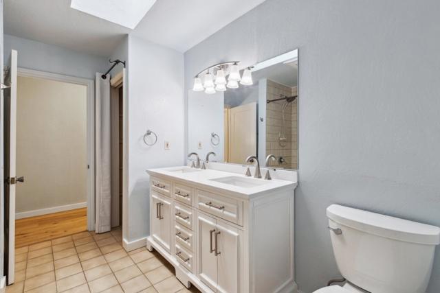 16035 Oak Glen Avenue, Morgan Hill CA: https://media.crmls.org/mediaz/1a67d41b-2866-4b6e-ab7b-920b2fa07b7d.jpg