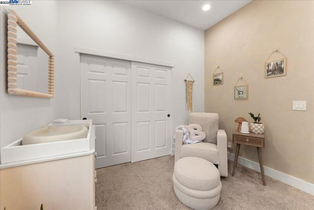3319 Besana Dr, El Dorado Hills CA: https://media.crmls.org/mediaz/1a67e224-ddaa-4281-a466-02dac91e8ebe.jpg