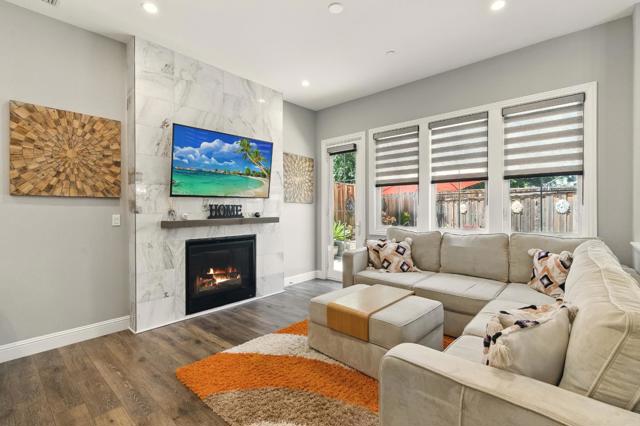 124 Barias Place, Pleasanton CA: https://media.crmls.org/mediaz/1a687e8e-bdb5-453a-b276-07a4e1e2f951.jpg