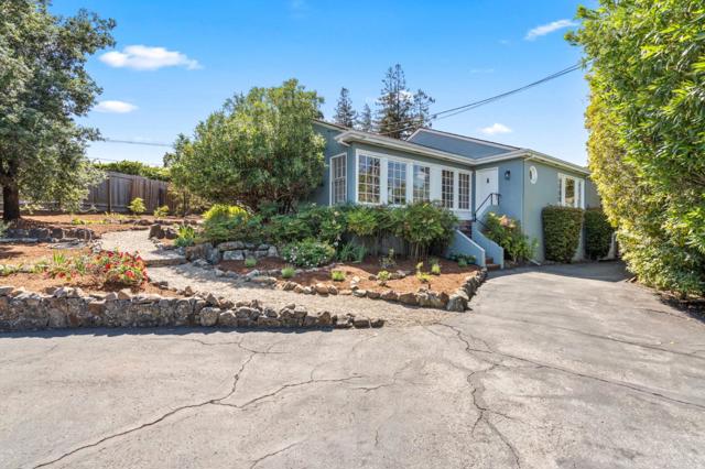 206 Frances Lane, Redwood City CA: https://media.crmls.org/mediaz/1a696822-8d77-4cf9-91f5-39fba09da70e.jpg