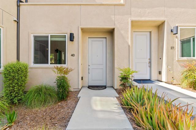 5212 Beachfront, San Diego CA: https://media.crmls.org/mediaz/1a69c589-f82c-4ed0-8822-9b9512dd608e.jpg