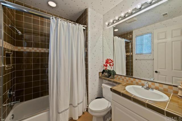 14523 Caminito Lazanja, San Diego CA: https://media.crmls.org/mediaz/1a6a7219-20c7-49b3-bd6f-2810879d4a3e.jpg