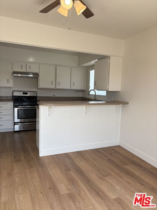 120 Hurricane, Marina del Rey CA: https://media.crmls.org/mediaz/1a6ac027-1131-4657-9123-09f2a185b9e7.jpg