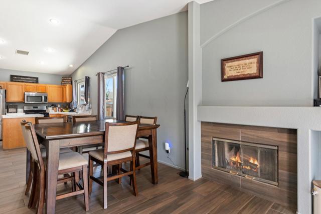 69867 Kent Place, Cathedral City CA: https://media.crmls.org/mediaz/1a6ac244-587d-4925-8758-1ffa9cfe9d66.jpg