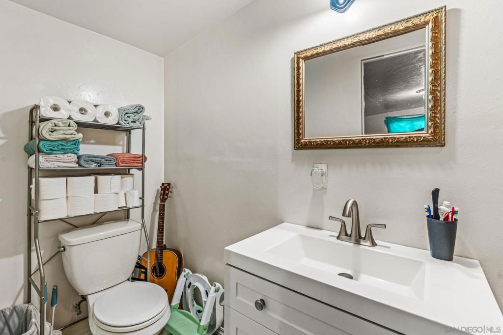 228 15th Ave - photo 20