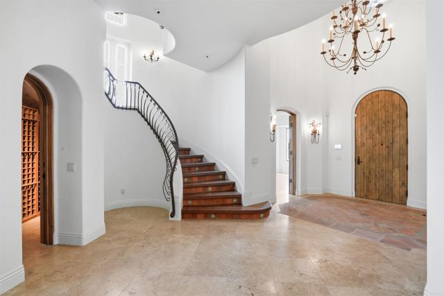 Image 4 of 67 For 7206 Aviara Drive