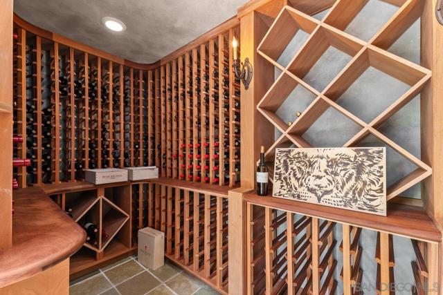 6351 Lago Lindo, Rancho Santa Fe CA: https://media.crmls.org/mediaz/1a6caf4c-33ca-4b4b-a06d-53282dd2b3c4.jpg