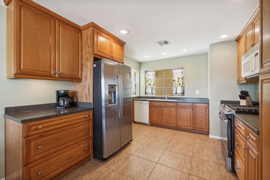 MLS #219137959DA image #16