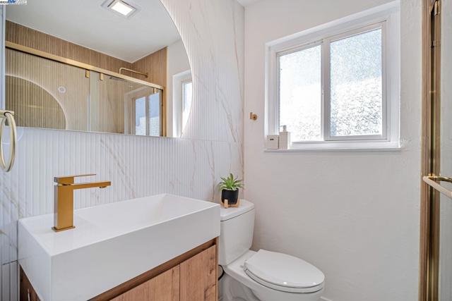 6588 Flanders Dr, Newark CA: https://media.crmls.org/mediaz/1a6d2a55-40c3-41f4-9609-6b77ca34be0b.jpg