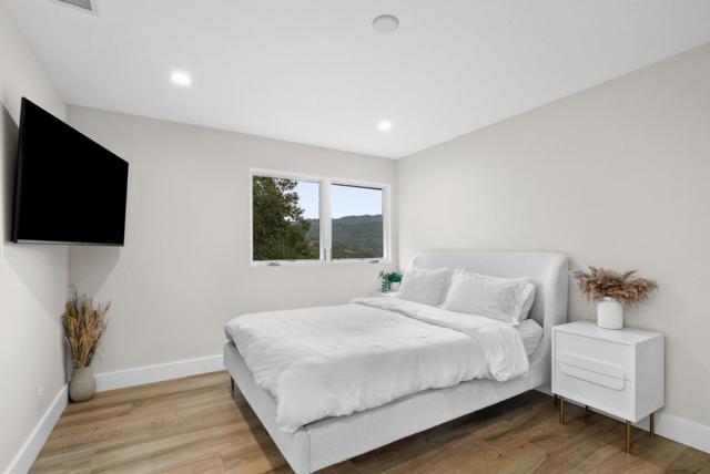 17808 Tourney Road, Los Gatos CA: https://media.crmls.org/mediaz/1a6d8879-514b-4f58-a27f-797bd7aa39a3.jpg