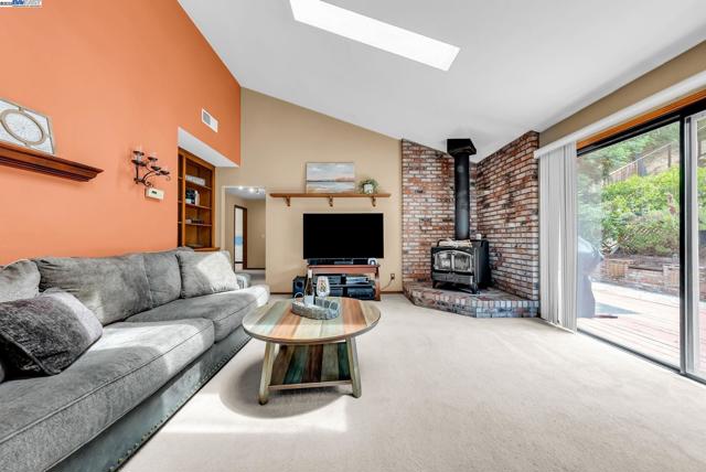 22 Cobblestone Ct, San Ramon CA: https://media.crmls.org/mediaz/1a6dae19-b8d6-4697-b865-ece8c535ac65.jpg