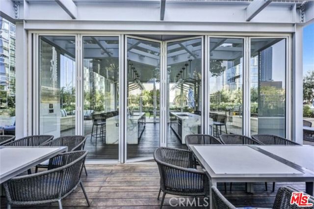877 Francisco Street, Los Angeles CA: https://media.crmls.org/mediaz/1a6e3c3d-3d4f-4cce-a61f-6e5cdc81e714.jpg