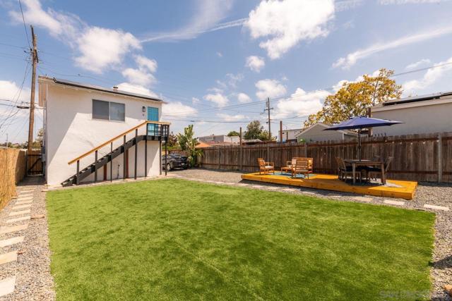 2948 50 Franklin Ave, San Diego CA: https://media.crmls.org/mediaz/1a6e6c8d-1d70-4516-92e5-30bfc2f3227d.jpg