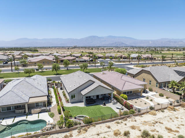 84994 Bedero Court, Indio CA: https://media.crmls.org/mediaz/1a6e86ac-e568-43b9-914a-a2ec9e431f56.jpg