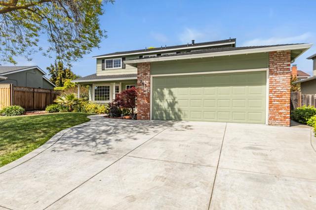 743 Silver Pine Court, Sunnyvale CA: https://media.crmls.org/mediaz/1a6ed492-a3dc-4ce2-b36d-dd93556368c4.jpg