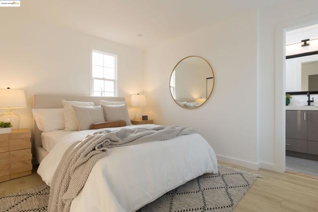 3508 Lyon Ave, Oakland CA: https://media.crmls.org/mediaz/1a718f6a-403c-480b-ac6c-b71ea768ec32.jpg