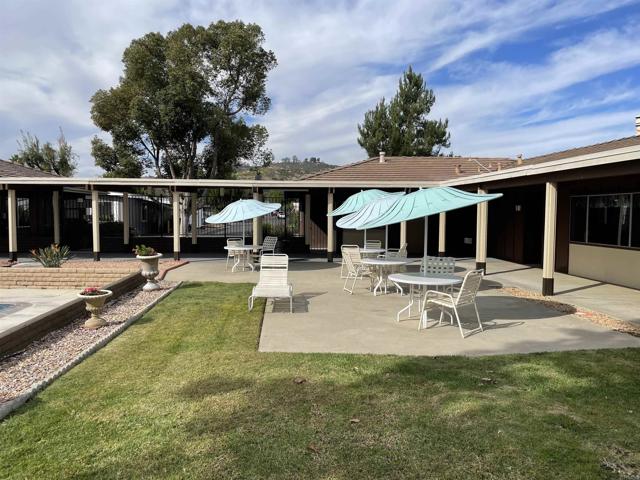 Detail Gallery Image 33 of 45 For 2700 E Valley Pkwy #64,  Escondido,  CA 92027 - 3 Beds | 2 Baths