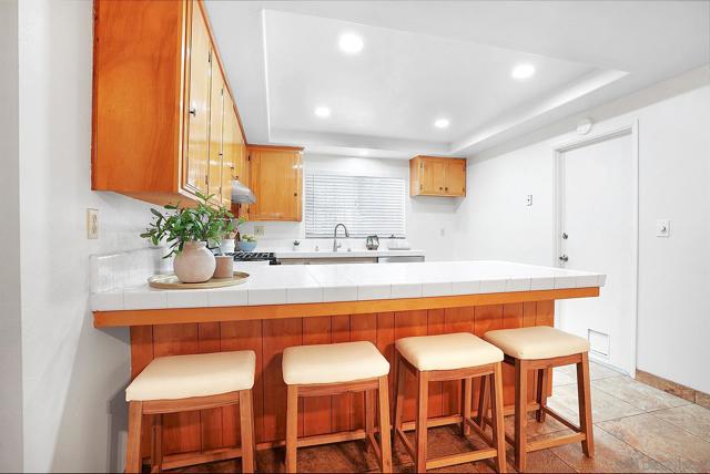 945 Nacion Avenue, Chula Vista CA: https://media.crmls.org/mediaz/1a71d874-f280-4cc6-af99-c60eaae780ad.jpg