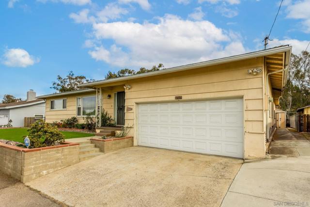 6763 Hibiscus Dr, Lemon Grove CA: https://media.crmls.org/mediaz/1a72e083-bfe2-4e35-b26a-c0b7c544bed8.jpg