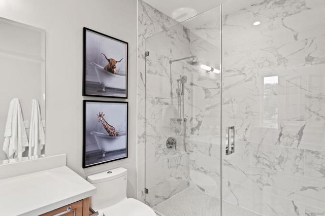 1535 Lakeview Drive, Hillsborough CA: https://media.crmls.org/mediaz/1a74822e-f97a-4c0f-a3db-571b5eb04de6.jpg
