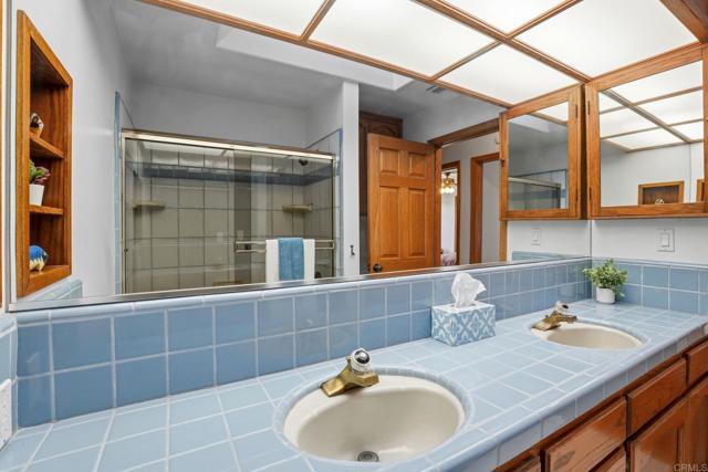 Detail Gallery Image 35 of 61 For 9110 Brier Rd, La Mesa,  CA 91942 - 4 Beds | 4 Baths