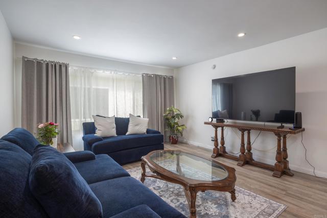 Detail Gallery Image 16 of 35 For 165 N Swall Dr #303,  Beverly Hills,  CA 90211 - 1 Beds | 1/1 Baths