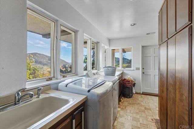 Detail Gallery Image 15 of 55 For 1050 Rice Canyon Rd, Fallbrook,  CA 92028 - 5 Beds | 4/2 Baths