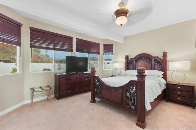 15718 Creek Hills Road, El Cajon CA: https://media.crmls.org/mediaz/1a7689b7-df6a-4a0a-b663-946b3b6869c5.jpg
