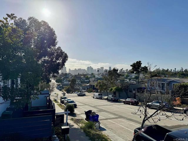 Detail Gallery Image 2 of 14 For 2629 Island Ave, San Diego,  CA 92102 - 1 Beds | 1/1 Baths