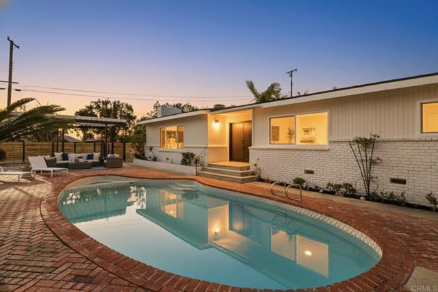 Detail Gallery Image 35 of 43 For 1019 Torole Cir, Vista,  CA 92084 - 3 Beds | 2 Baths