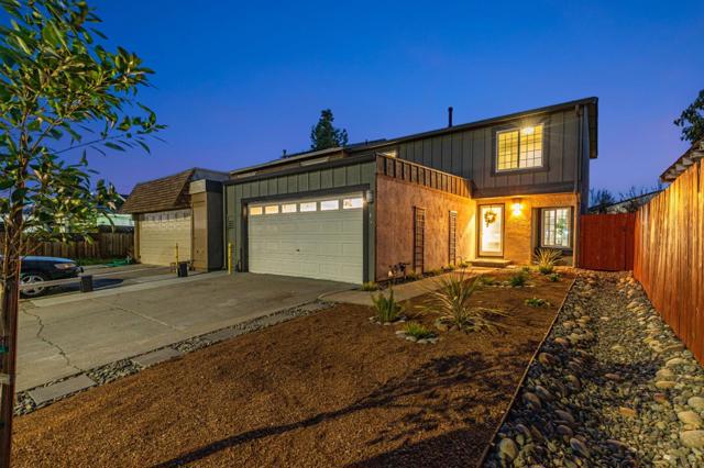 115 Lilly Avenue, Gilroy CA: https://media.crmls.org/mediaz/1a77e2be-b3c8-4ebb-ac8a-aded68c14298.jpg