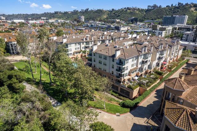 Detail Gallery Image 6 of 48 For 680 Camino De La Reina #2112,  San Diego,  CA 92108 - 3 Beds | 2 Baths