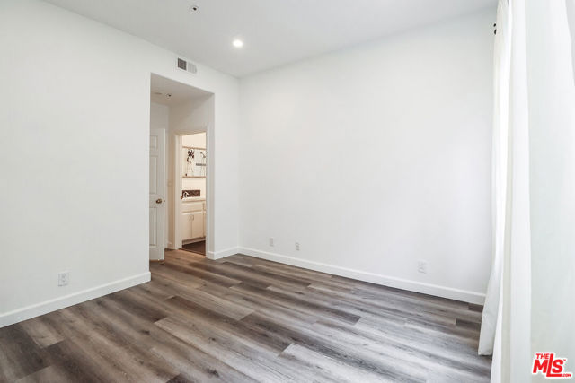 Drew Fenton | 11920 Goshen Avenue Los Angeles CA | MLS: 7426301 Drew Fenton | 11920 Goshen Avenue Los Angeles CA | MLS: 7426301