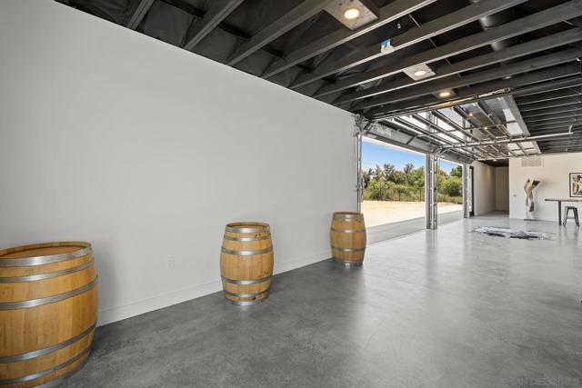 36051 E Benton Rd., Temecula CA: https://media.crmls.org/mediaz/1a79b61c-70d5-4ca0-8085-003dedb49809.jpg