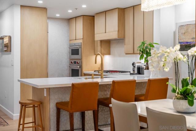 1205 Pacific Hwy, San Diego CA: https://media.crmls.org/mediaz/1a79ba73-714e-4e3d-b16f-307527ab4bad.jpg