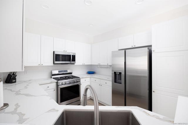 Image 4 of 17 For 11235 Carmel Creek Rd