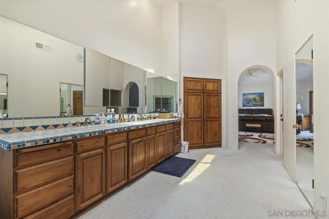 10405 White Birch Dr, San Diego CA: https://media.crmls.org/mediaz/1a7d186b-6625-4f9d-bdd6-9659e469231a.jpg