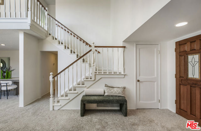 5136 Los Bonitos Way, Los Angeles CA: https://media.crmls.org/mediaz/1a7e4381-fa4d-4a00-ae91-0980c9db829d.jpg