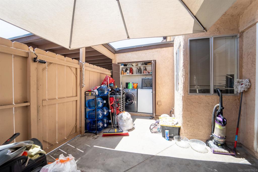 MLS #250036586SD image #17