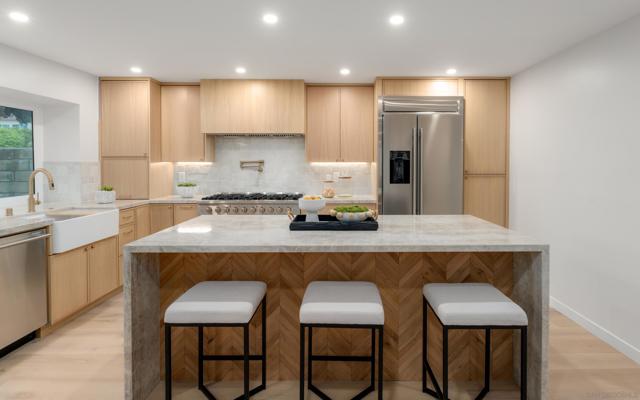 45 Saint Christophers Lane, Coronado CA: https://media.crmls.org/mediaz/1a7f16d4-9334-4c11-ba88-4a8d468e4a24.jpg