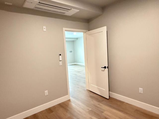 400 San Benito Street, Hollister CA: https://media.crmls.org/mediaz/1a8099e1-5033-49d1-a295-b38ef2885b59.jpg