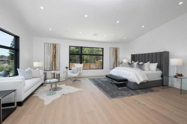 3964 Jefferson Avenue, Redwood City CA: https://media.crmls.org/mediaz/1a80cf66-009b-4960-8edf-92c7edc5610b.jpg