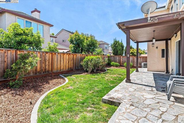 30252 CEDARBROOK ROAD, Hayward CA: https://media.crmls.org/mediaz/1a80deea-9c2b-446a-aac7-f7c53c2952aa.jpg