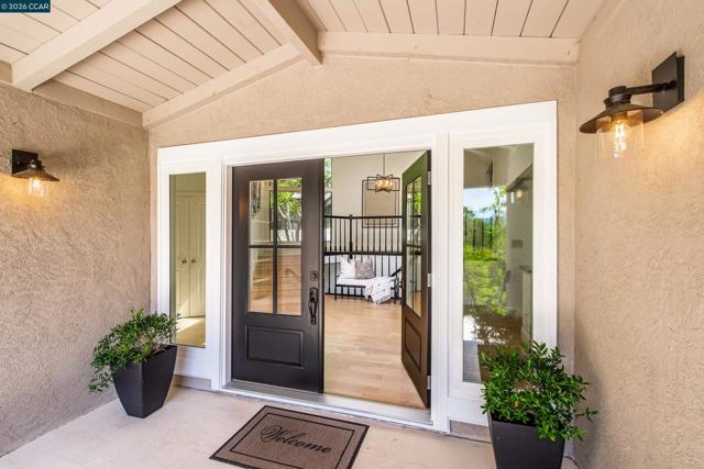 Image 2 of 52 For 1006 Howard Hills Rd