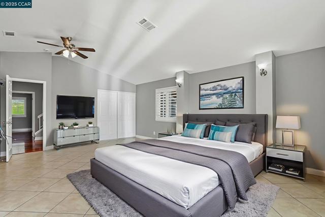 3025 Sunflower Dr, Antioch CA: https://media.crmls.org/mediaz/1a814f75-5d1b-4b8a-988a-4f26516224c4.jpg