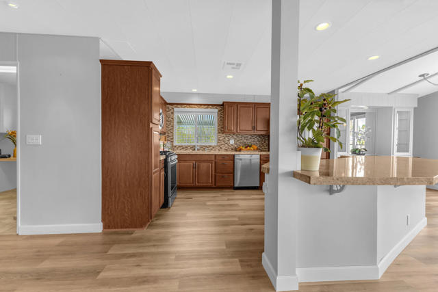 Image 43 of 58 For 74592 Nevada Circle