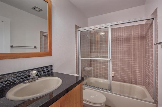 Detail Gallery Image 16 of 20 For 534 via De La Valle, Solana Beach,  CA 92075 - 2 Beds | 2 Baths