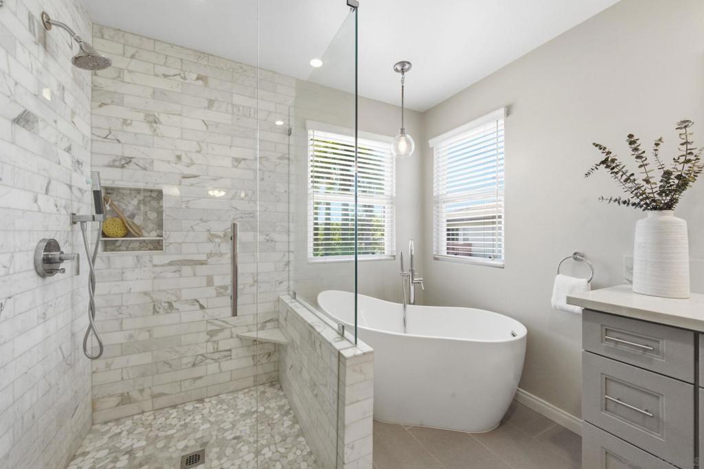 11478 Swan Lake - photo 17