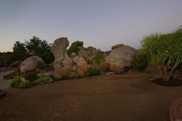 Image 33 of 66 For 15847 Snuz Mountain Road