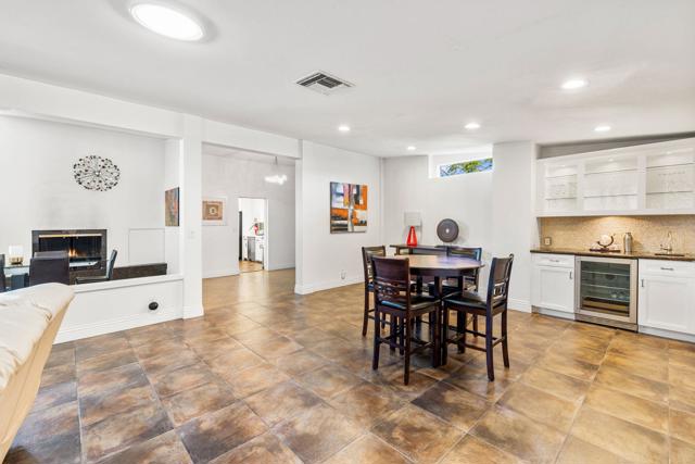 1223 E San Lorenzo Road, Palm Springs CA: https://media.crmls.org/mediaz/1a83c9ca-b2f9-4d24-8d32-75777ba790bf.jpg